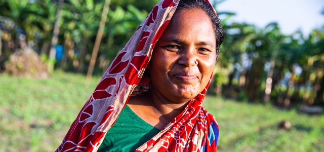 Salina, a farmer in Bangladesh